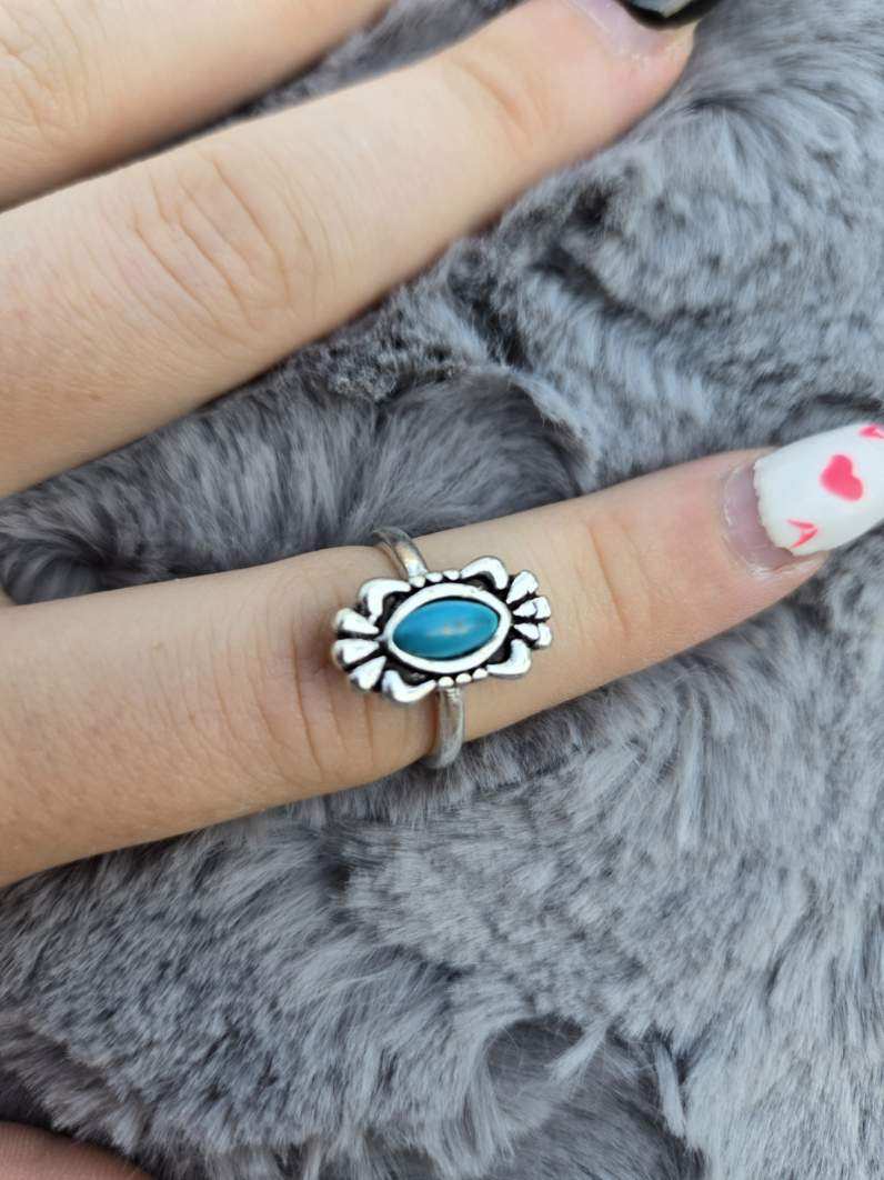 Turquoise Navajo style Ring